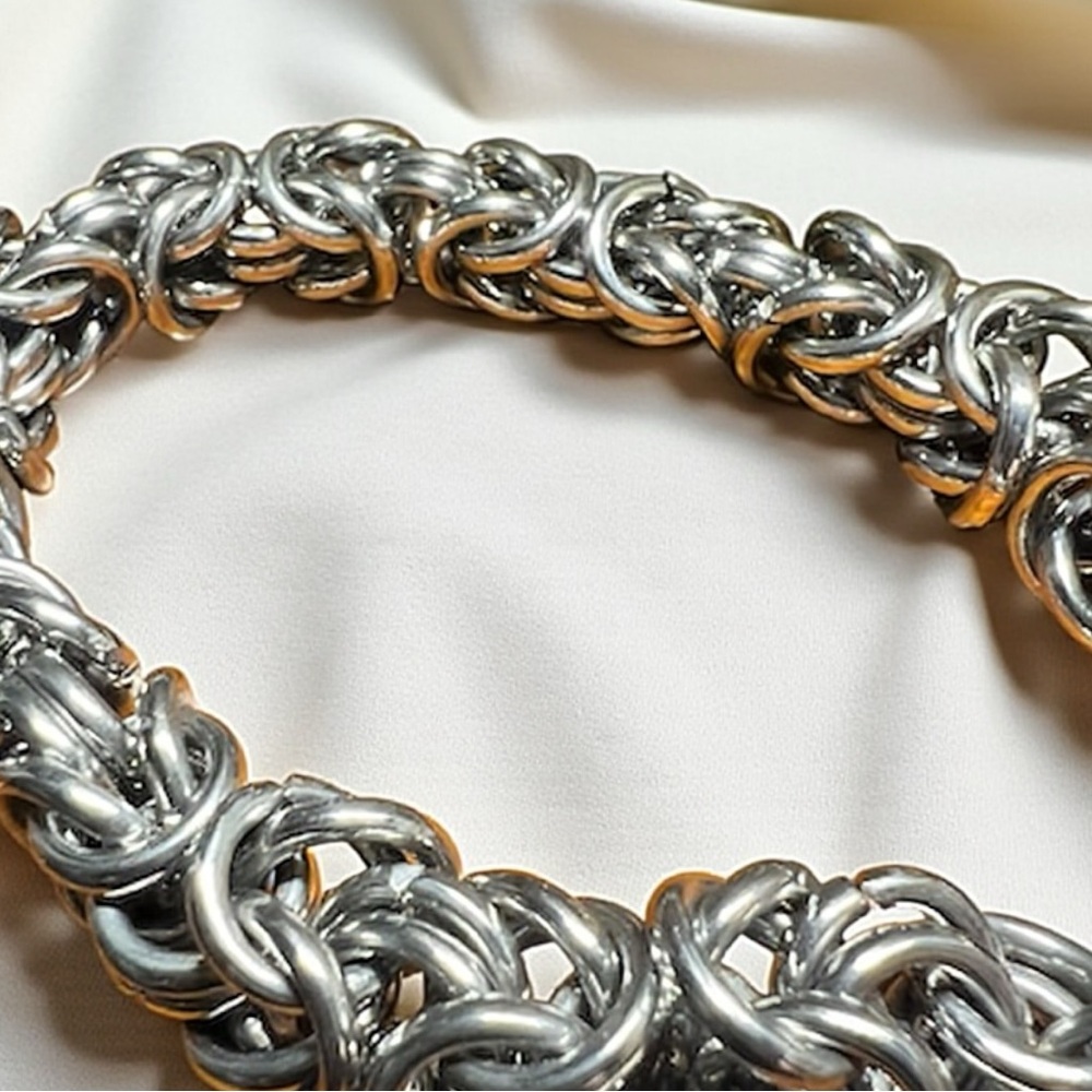 Stunning Silvertone Chain Bracelet